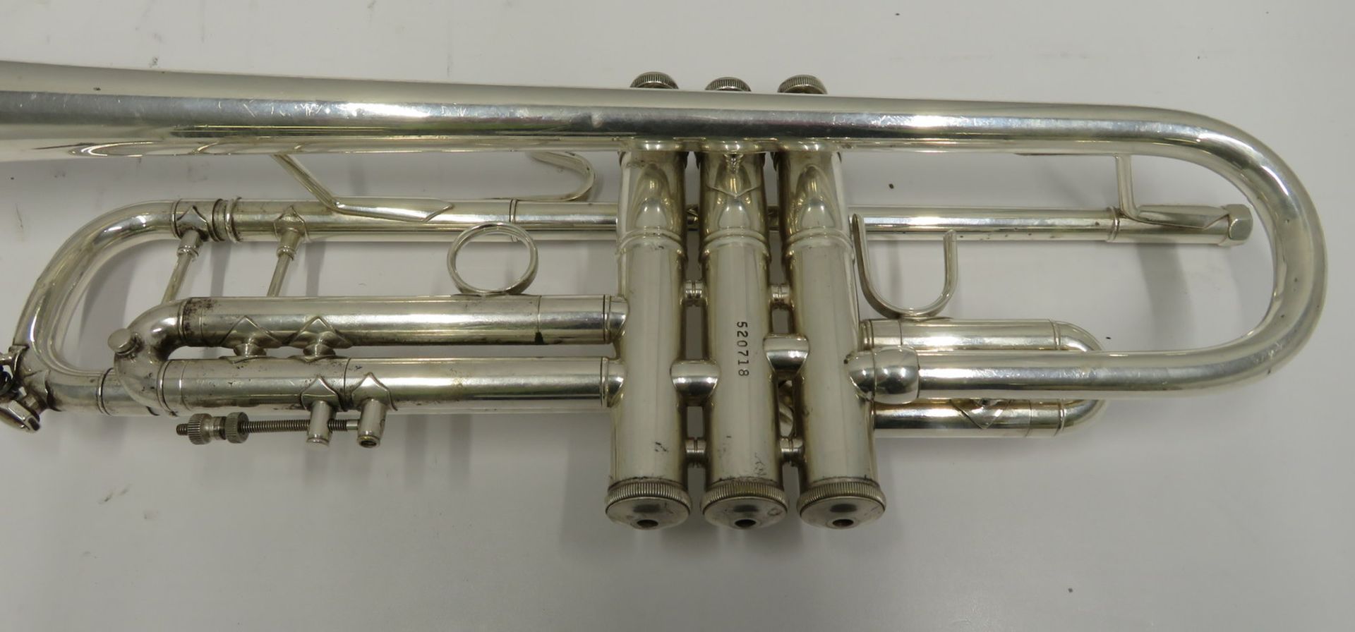 Bach Stradivarius model 37 ML trumpet with case. Serial number: 520718. - Image 11 of 14