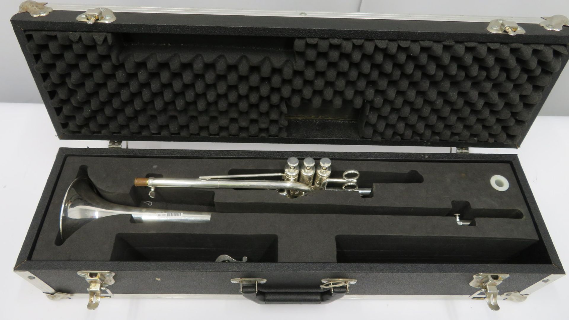 Smith-Watkins fanfare trumpet with case. Serial number: 696.