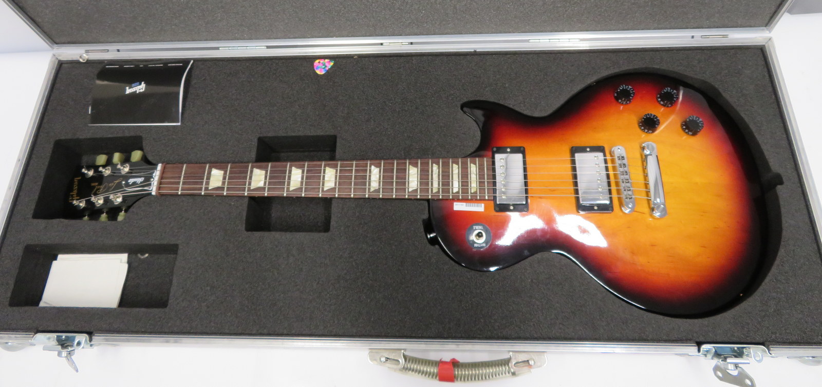 Gibson Les Paul electric guitar in flight case. Serial number: 124200693. - Image 2 of 13