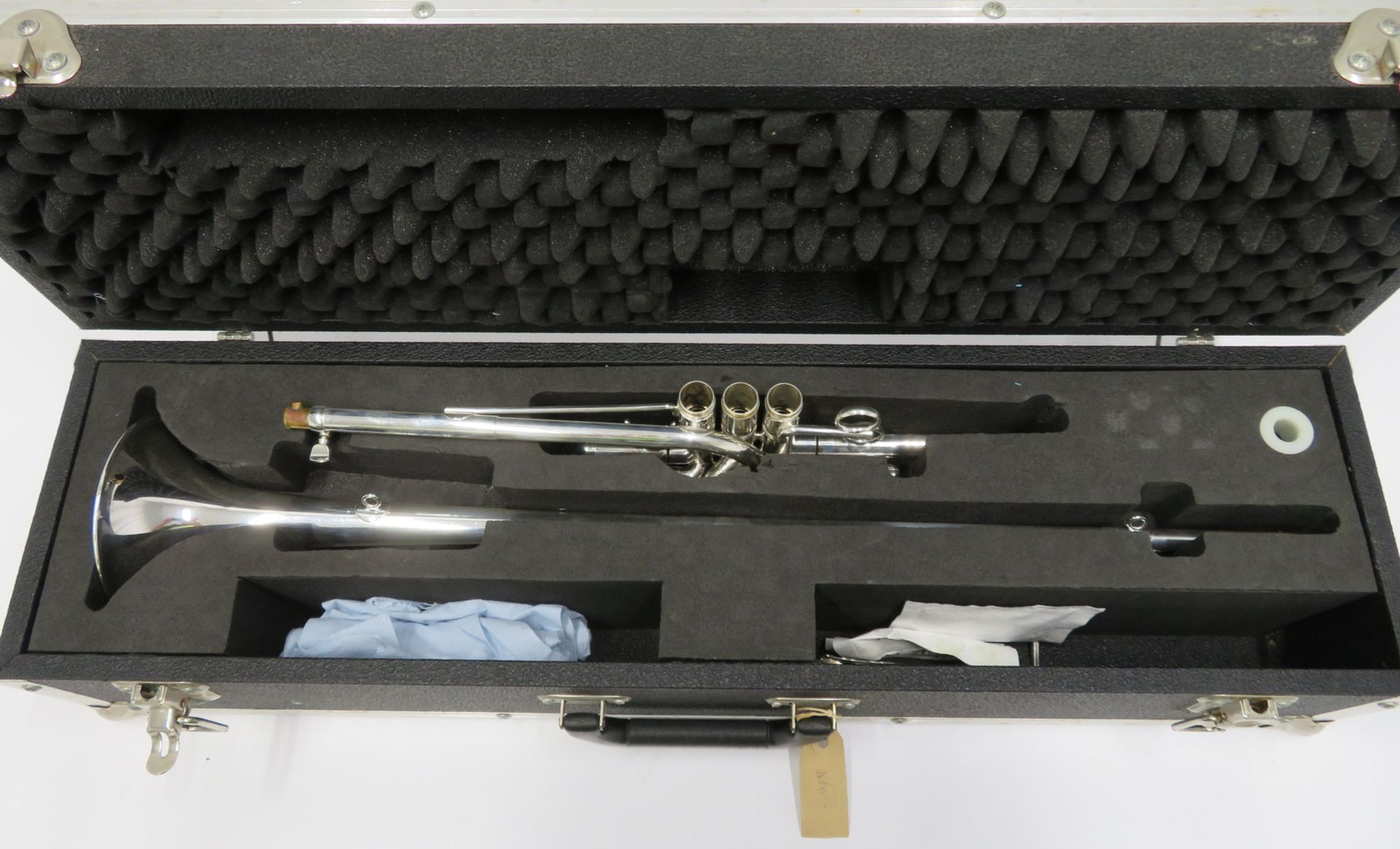 Smith-Watkins fanfare trumpet with case. Serial number: 768. - Image 2 of 16