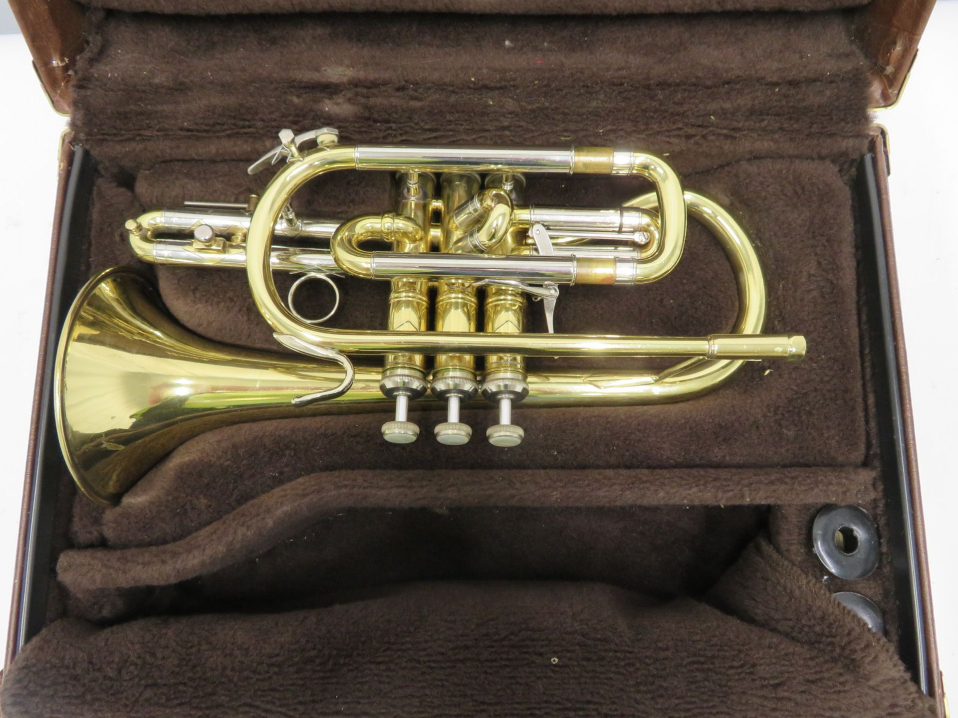 Bach Stradivarius model 184 cornet with case. Serial number: 509182. - Image 2 of 11