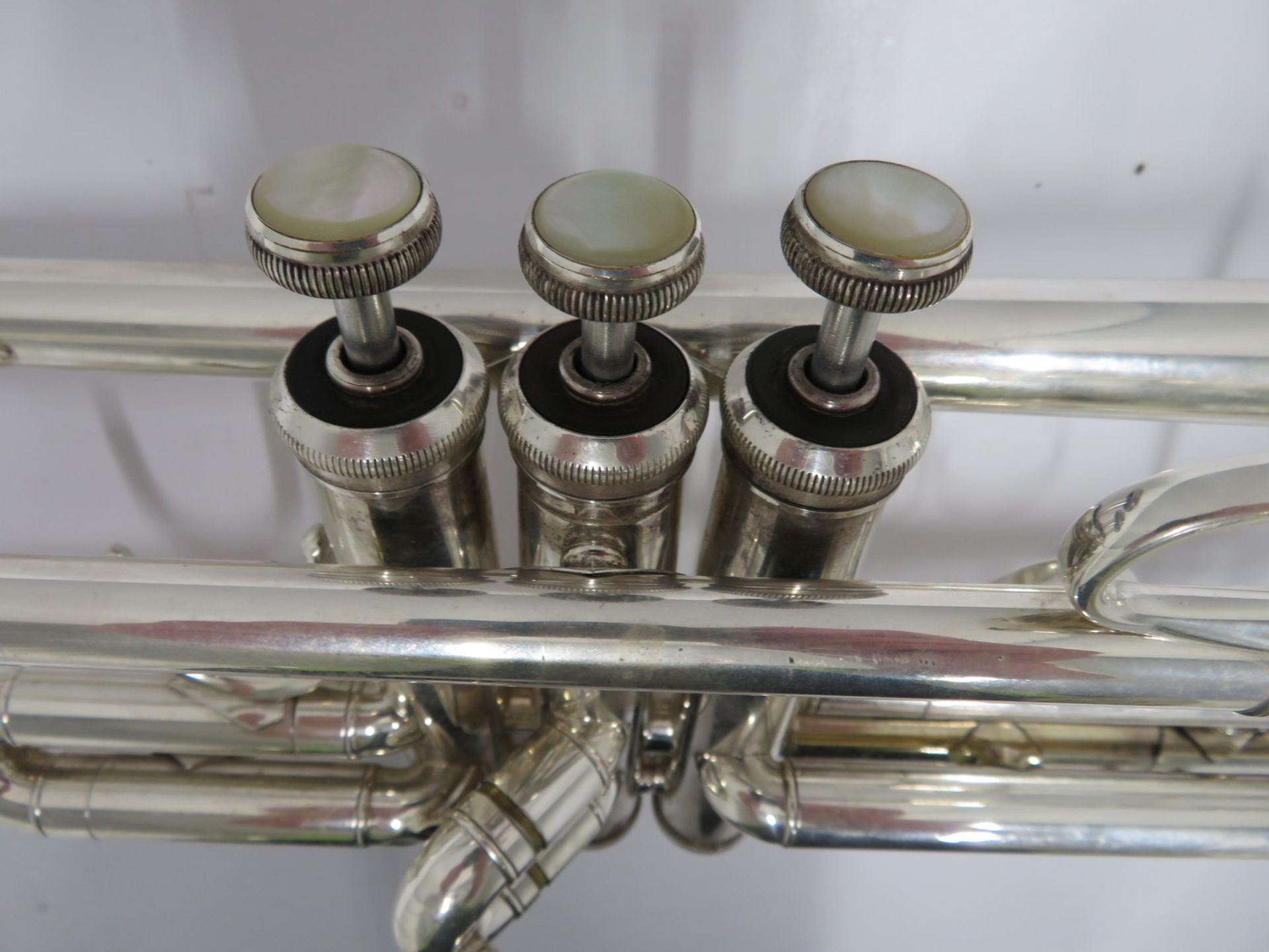 Bach Stradivarius model 37 ML trumpet with case. Serial number: 520718. - Image 8 of 14