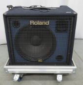 Roland KC550 keyboard amp in flight case. Serial number: Z6C6043.