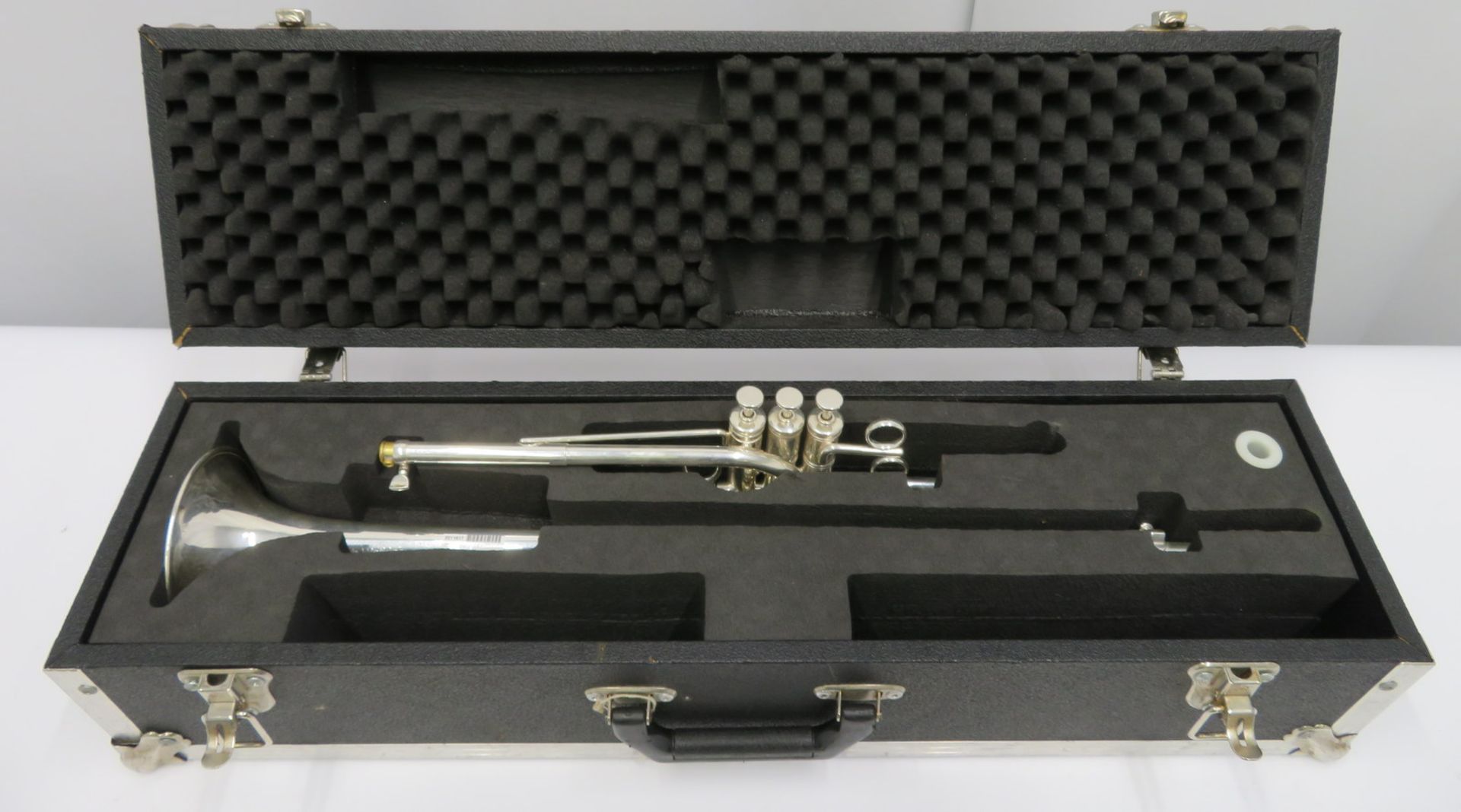 Smith-Watkins fanfare trumpet with case. Serial number: 693.