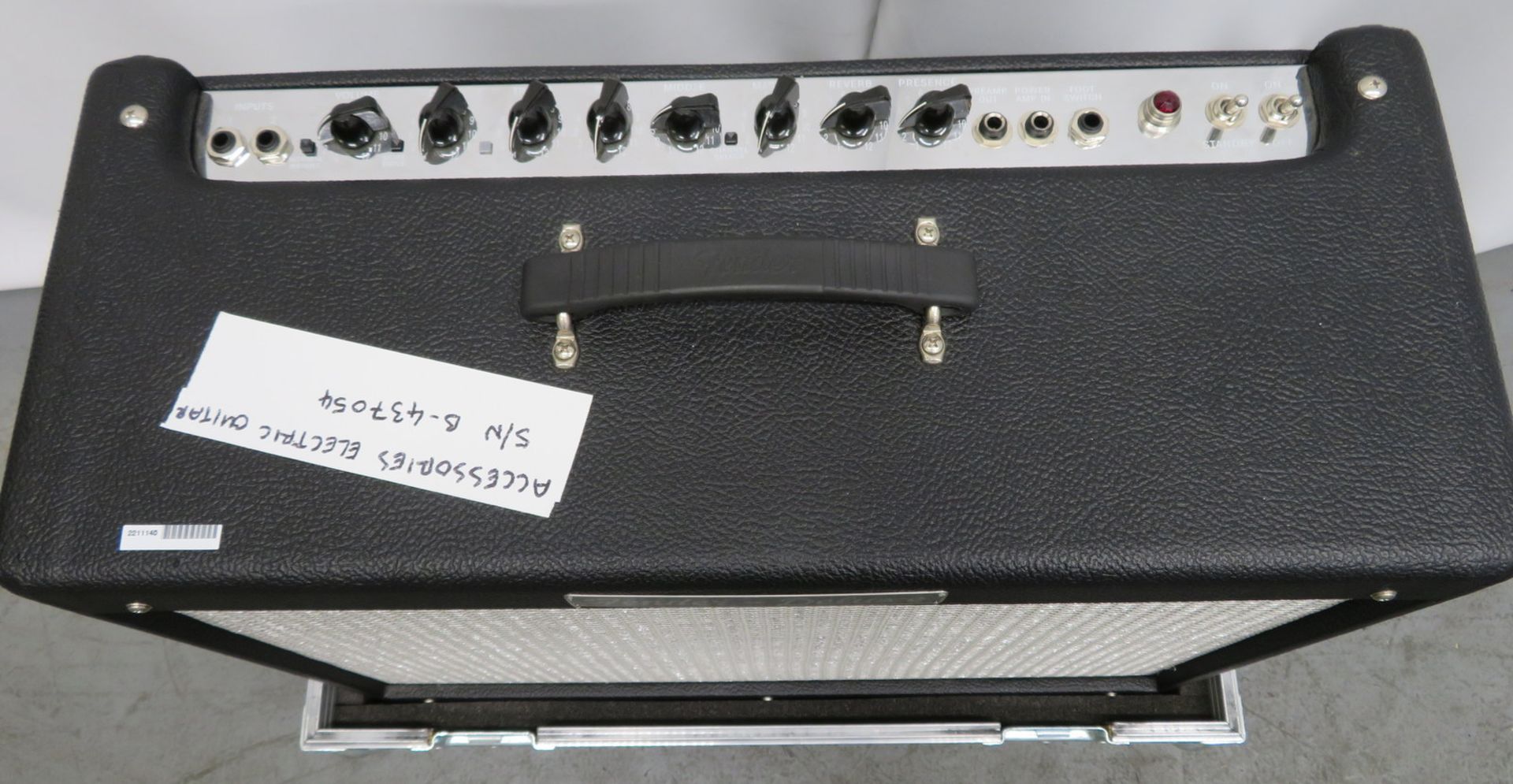 Fender Deluxe PR246 guitar amp. Serial number: B-437054. - Image 3 of 10