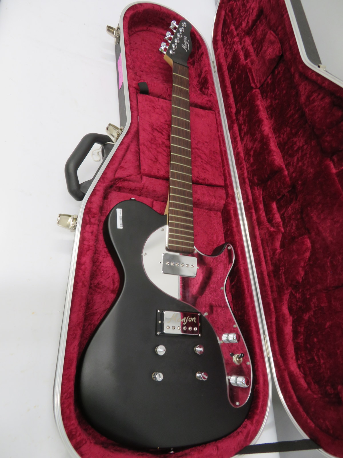 Manson electric guitar with hard case. Serial number: 1349211. - Image 2 of 13