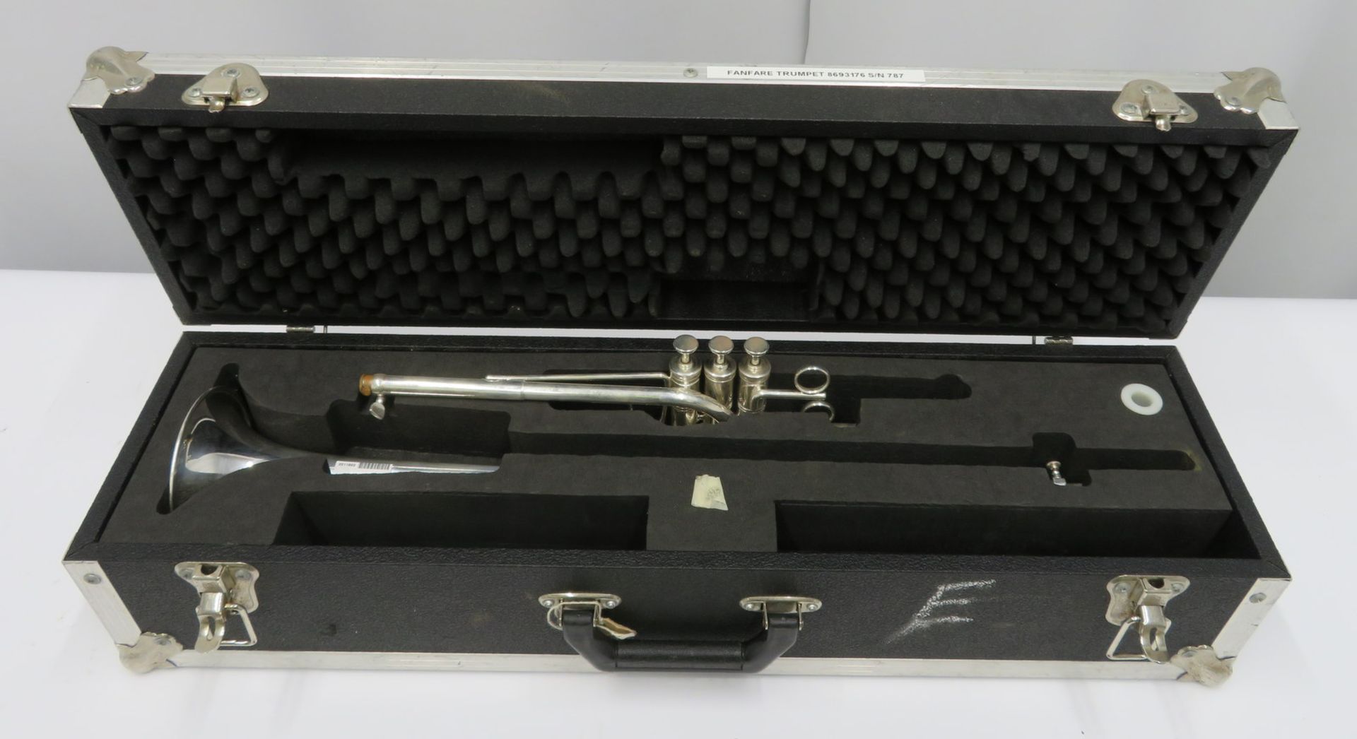 Smith-Watkins fanfare trumpet with case. Serial number: 787.