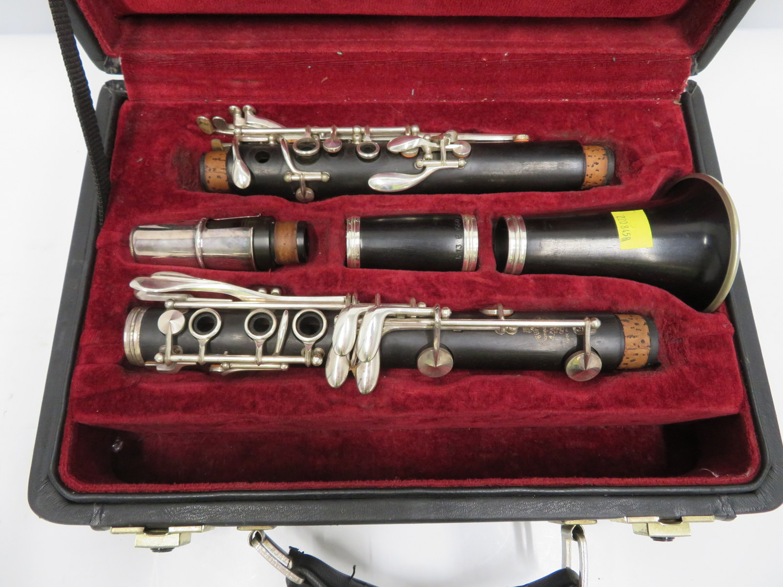 Buffet Crampon R13 clarinet with case. Serial number: 437527. - Image 2 of 21