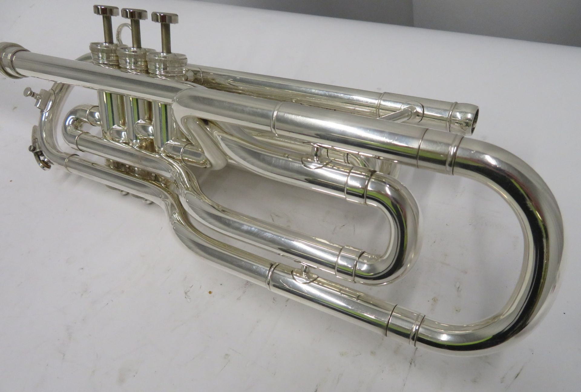 Besson International BE708 fanfare trumpet with case. Serial number: 888881. - Image 7 of 15