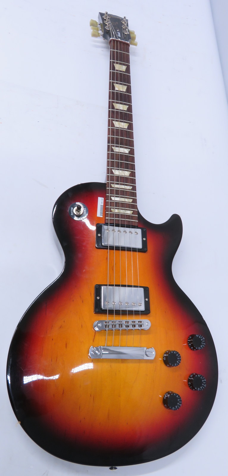 Gibson Les Paul electric guitar in flight case. Serial number: 124200693. - Image 3 of 13