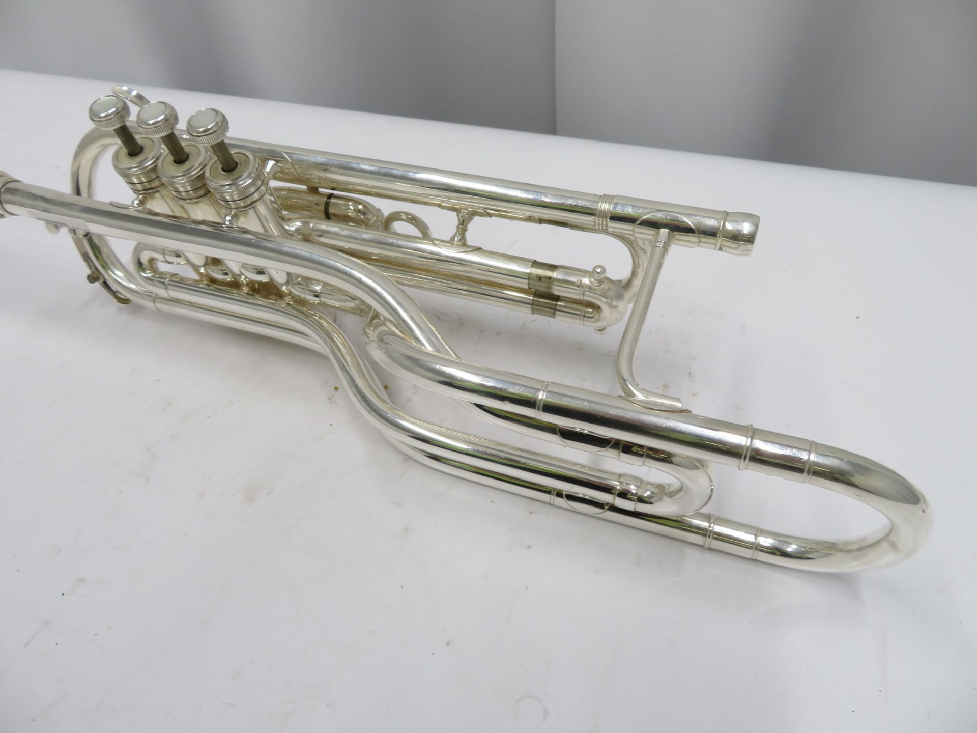 Besson International BE707 fanfare trumpet with case. Serial number: 891438. - Image 3 of 12