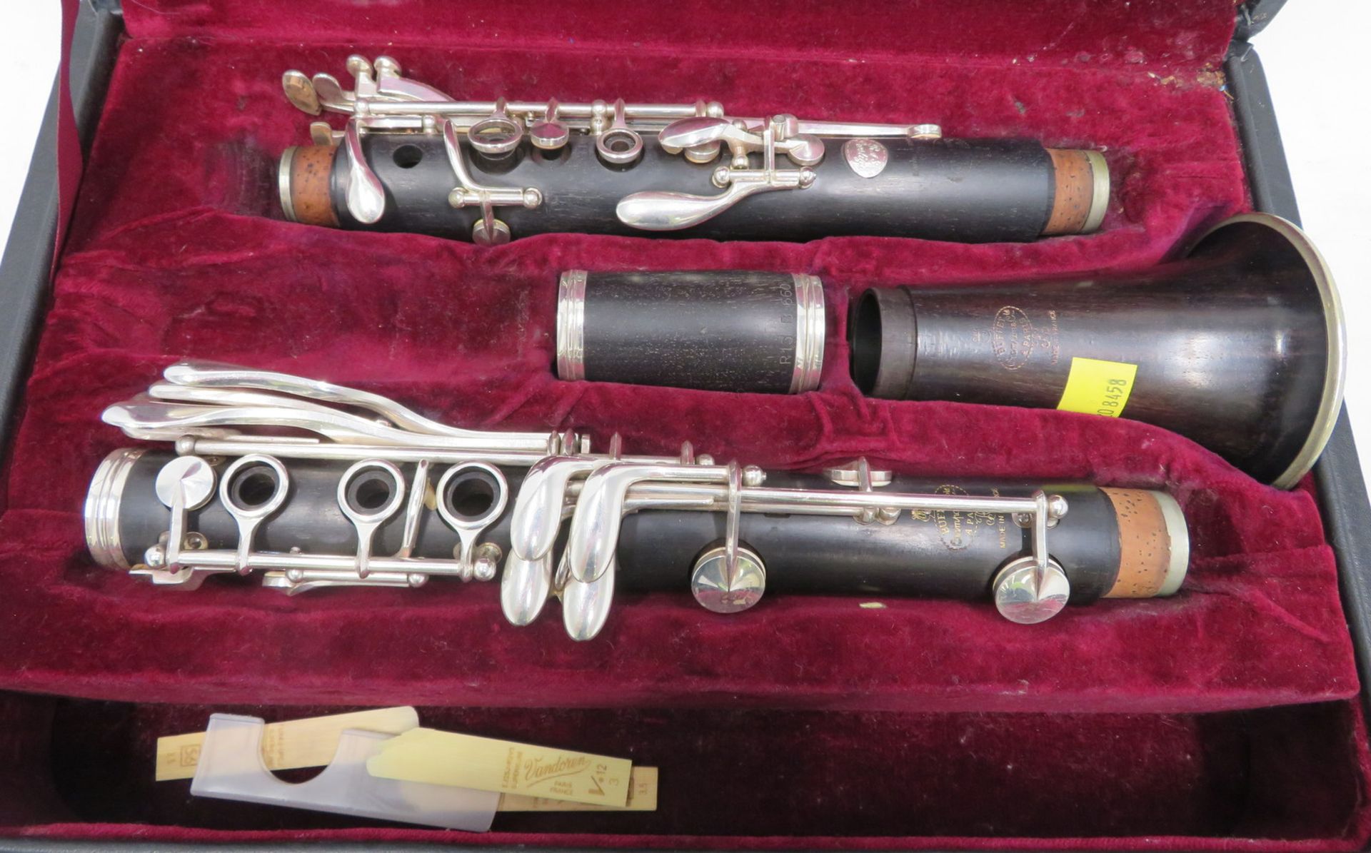 Buffet Crampon R13 Prestige clarinet with case. Serial number: 587000. - Image 2 of 20