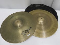 8x various Zildjian 18" / 45cm symbols.