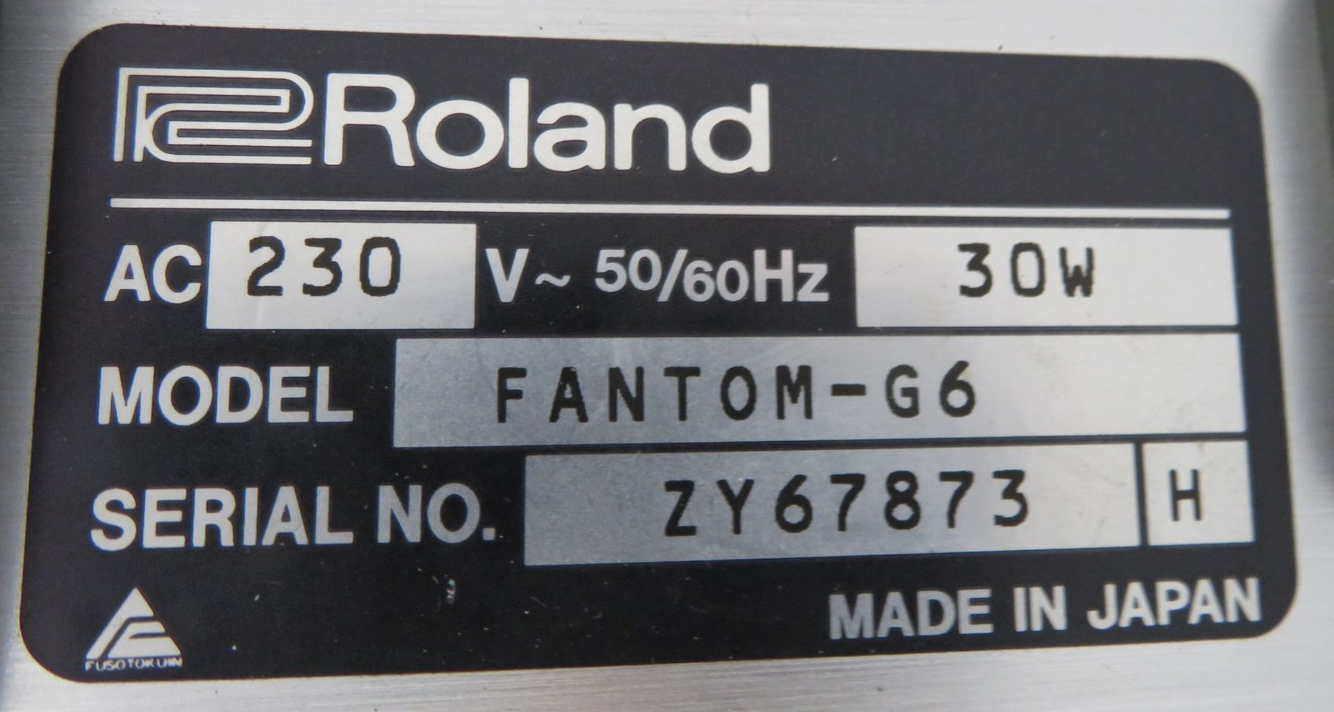 Roland Fantom 66 keyboard in flight case. Serial number: ZY67873. - Image 7 of 10