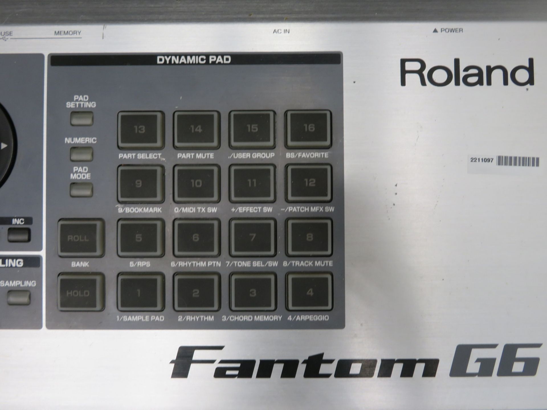 Roland Fantom 66 keyboard in flight case. Serial number: ZY67873. - Image 4 of 10