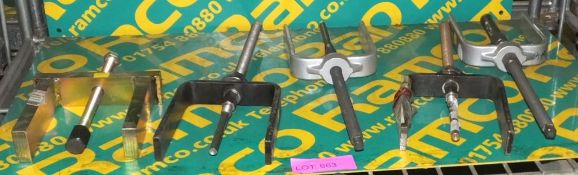 5x Bearing puller assemblies