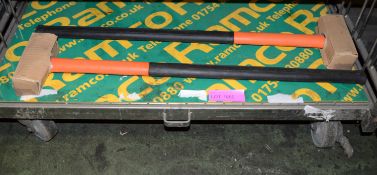 2x Silverlinc Fibre Shaft Sledge Hammers.