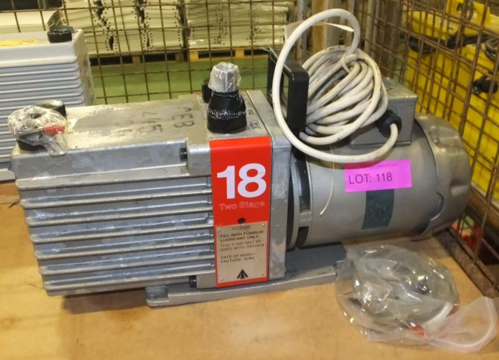 Edwards 2 stage 18 vacuum pump - E2M 18