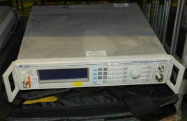 IFR 2025 9khz - 2.51GHZ Signal Generator with carry bag