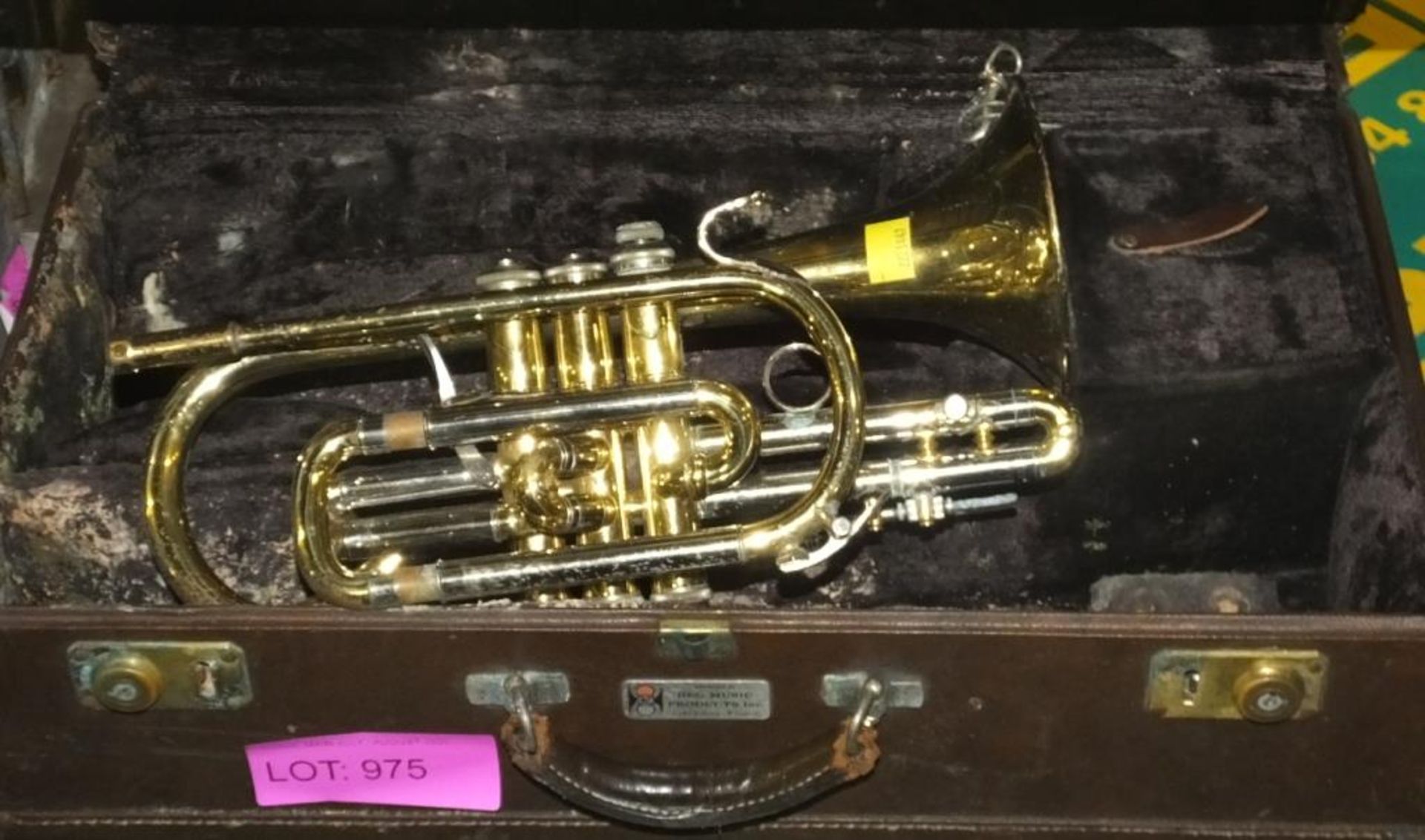 Bach Stradivrius 184 Cornet - Cased in need of repair