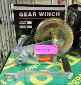 900kg Gear Winch.