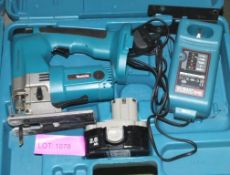 Makita 4334D Jigsaw Cordless18v 1 battery 1 Charger