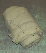 21x Sleeping Bags - Photo for illustration only, contents may differ slightly.