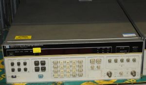 HP 3325A Synthesizer / Function Generator