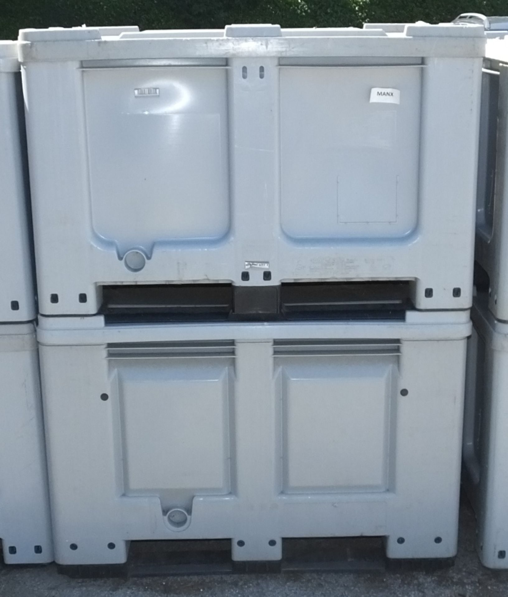 2x Plastic Storage Bin / pallets L1220 x W1020 x H830mm