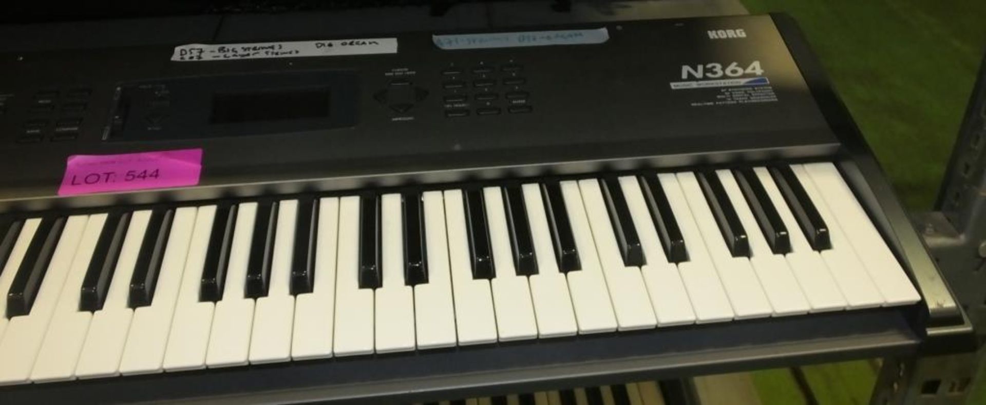 Korg N364 Electric Keyboard with Case - Image 3 of 4