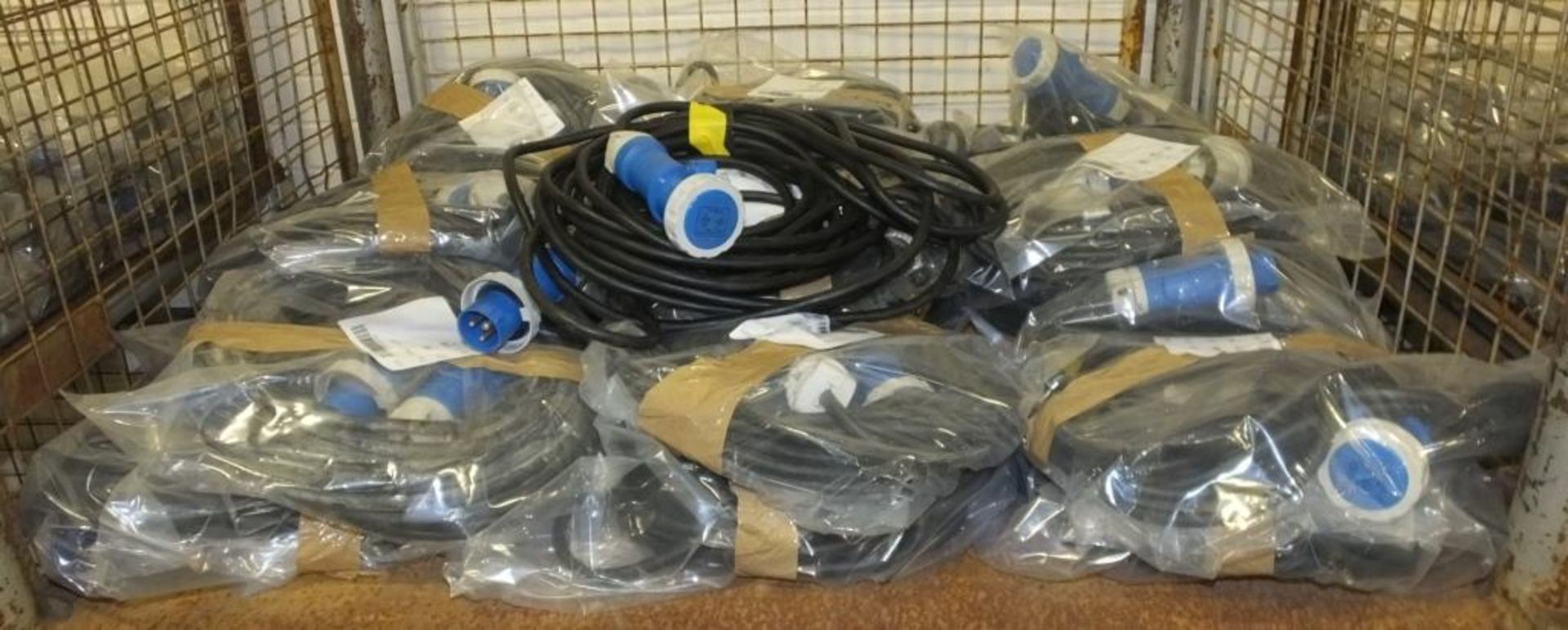 25x Lewden PM16 16amp 2P Electric Extension Cables