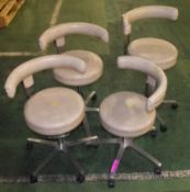 4x Swivel stools