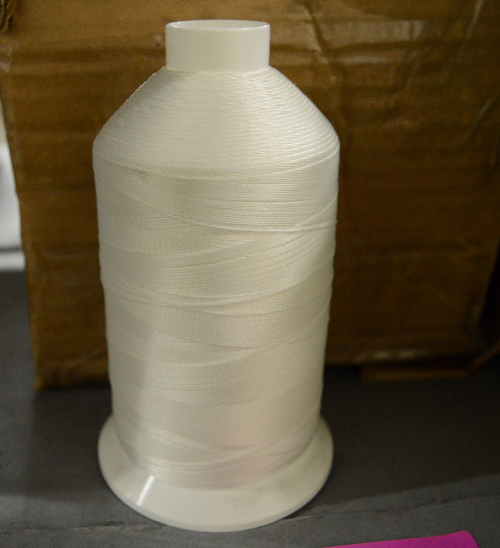 10x Spools Polyester Thread T336 Size 280/1/3. - Image 2 of 2