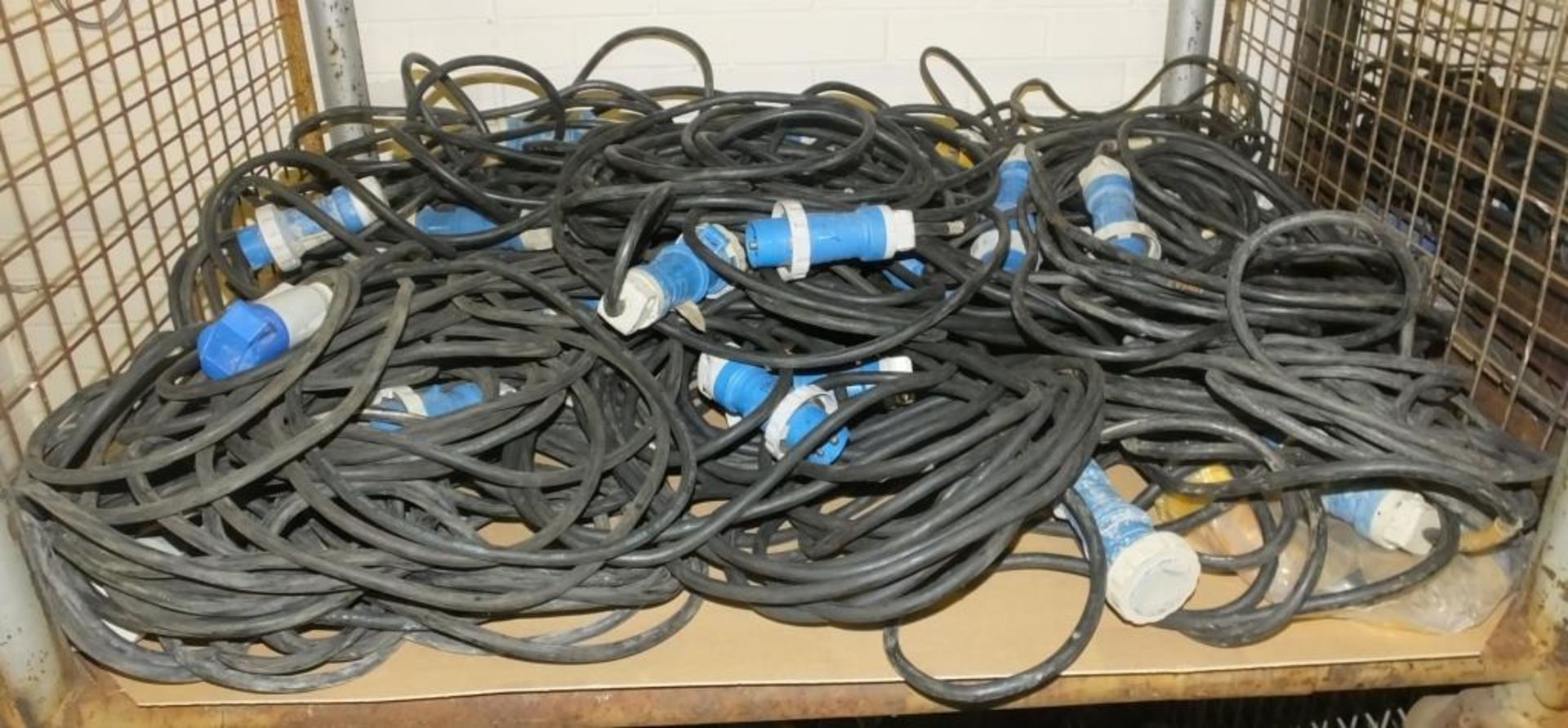 20x Various Lengths 240v External Extension Cables