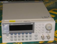 Agilent 33220A 20MHz Function / Arbitrary Waveform Generator