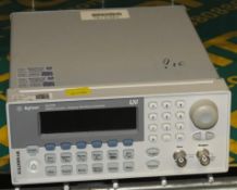 Agilent 33220A 20MHz Function / Arbitrary Waveform Generator
