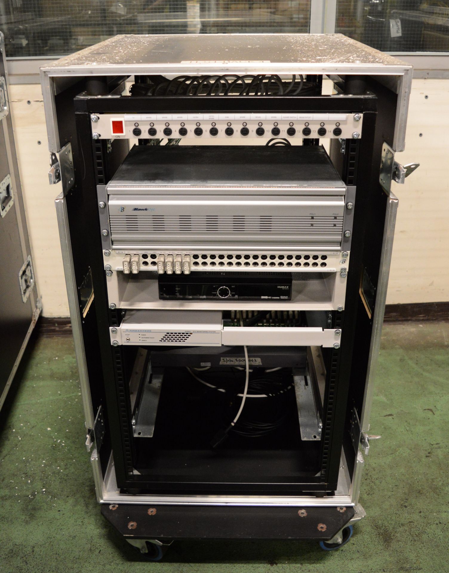 Surveillance / Monitoring System in 2 cases 650x940x1200mm & 700x340x430mm - Contents may - Image 2 of 3