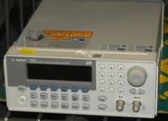 Agilent 33220A 20MHz Function / Arbitrary Waveform Generator