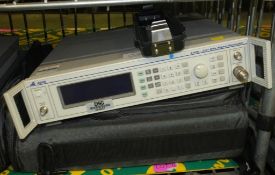 IFR 2025 9khz - 2.51GHZ Signal Generator with carry bag