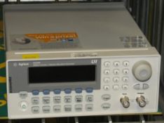 Agilent 33220A 20MHz Function / Arbitrary Waveform Generator