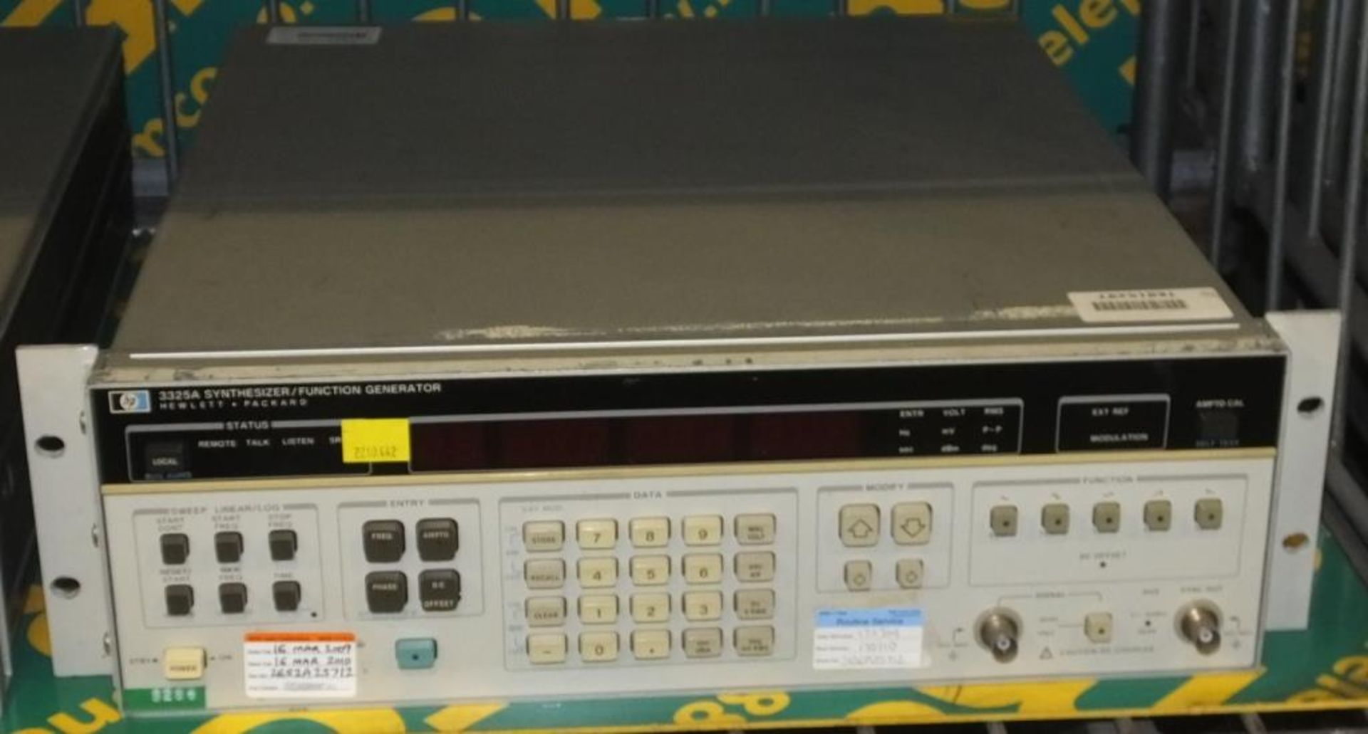 HP 3325A Synthesizer / Function Generator