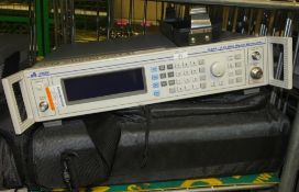 IFR 2025 9khz - 2.51GHZ Signal Generator with carry bag