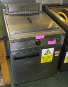 Falcon E1860 Deep Fat Fryer - No Basket.