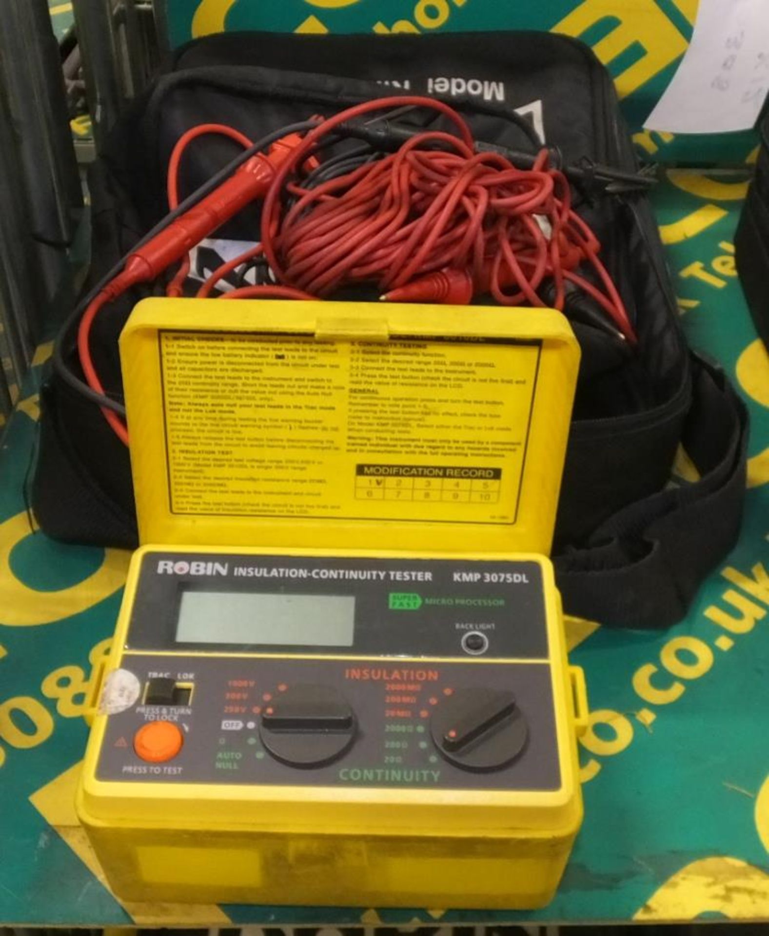 Robin Insulation Continuity Tester KMP 3075DL, cables and carry bag