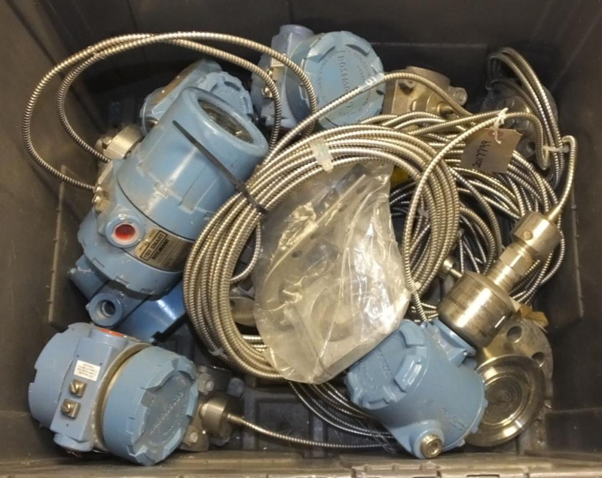 10x Rosemount R1151 smart pressure transmitters in 2 plasic transit boxes - Image 2 of 3