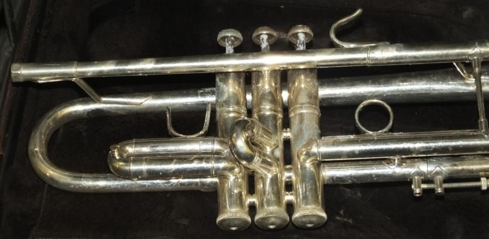 Bach Stradivrius 37 Trumpet - Cased in need of repair - Bild 2 aus 4