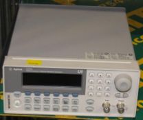 Agilent 33220A 20MHz Function / Arbitrary Waveform Generator