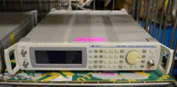 NFR 3413 Signal Generator 250kHZ - 3GHz.