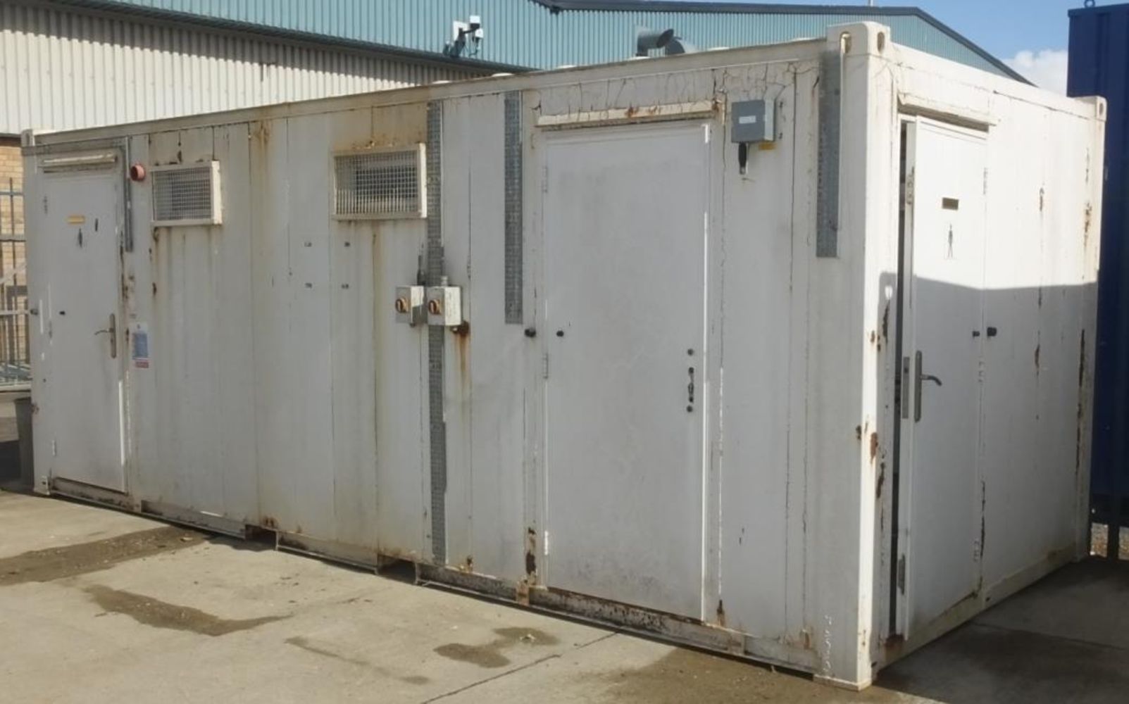 Porta Cabins & ISO Containers including Hook Loader laundry unit - LOCATED IN THE SKEGNESS AREA