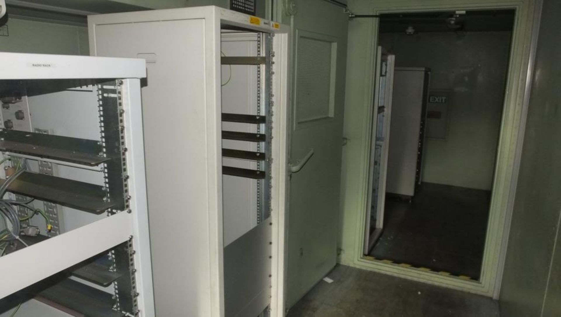 30ft Communication cabin - 19 inch racks, internal doors - LOCATED AT OUR SKEGNESS SITE - Image 9 of 24